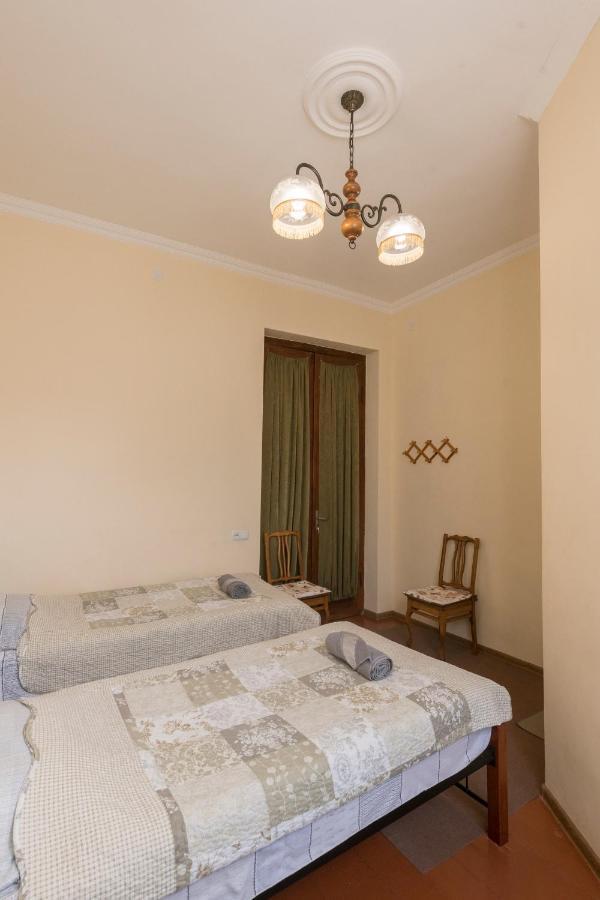 Tamari Guest House Telavi Ngoại thất bức ảnh