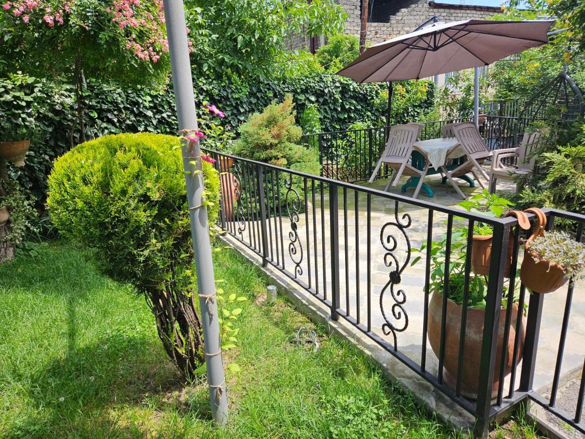 Tamari Guest House Telavi Ngoại thất bức ảnh