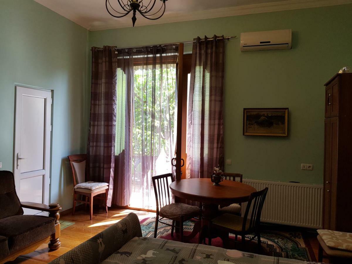 Tamari Guest House Telavi Ngoại thất bức ảnh