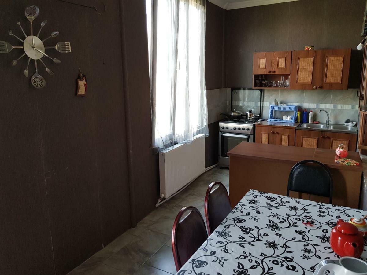 Tamari Guest House Telavi Ngoại thất bức ảnh