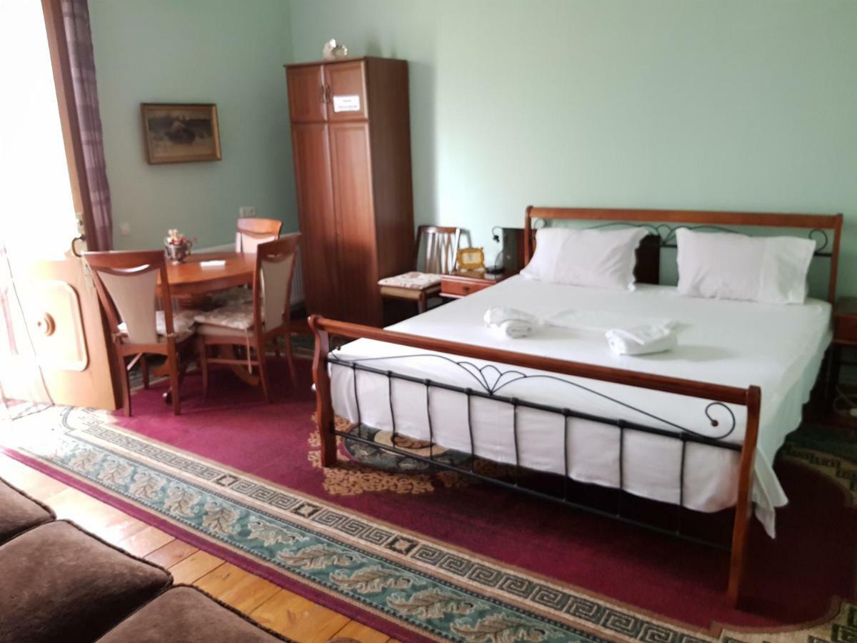 Tamari Guest House Telavi Ngoại thất bức ảnh